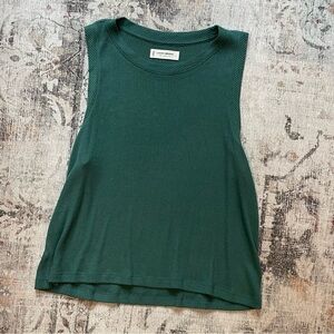 Red ruffle tank top #summer